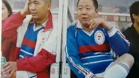 林诗栋挺进乒乓球男单八强战场